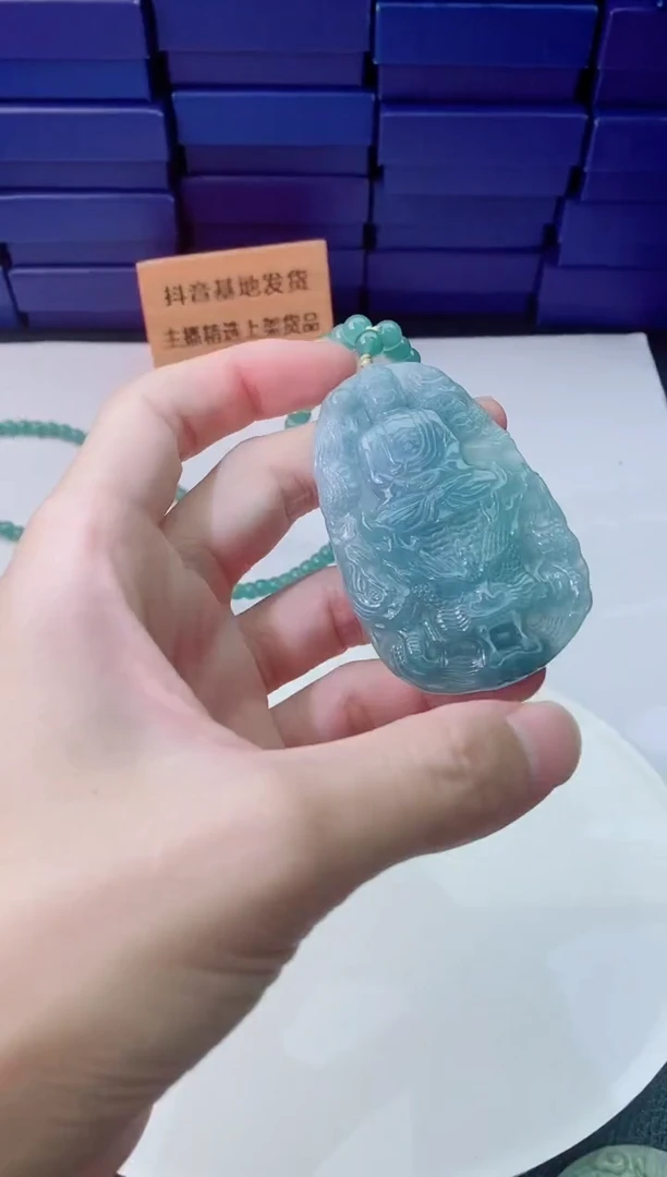 翡翠未镶嵌颈饰1111111111