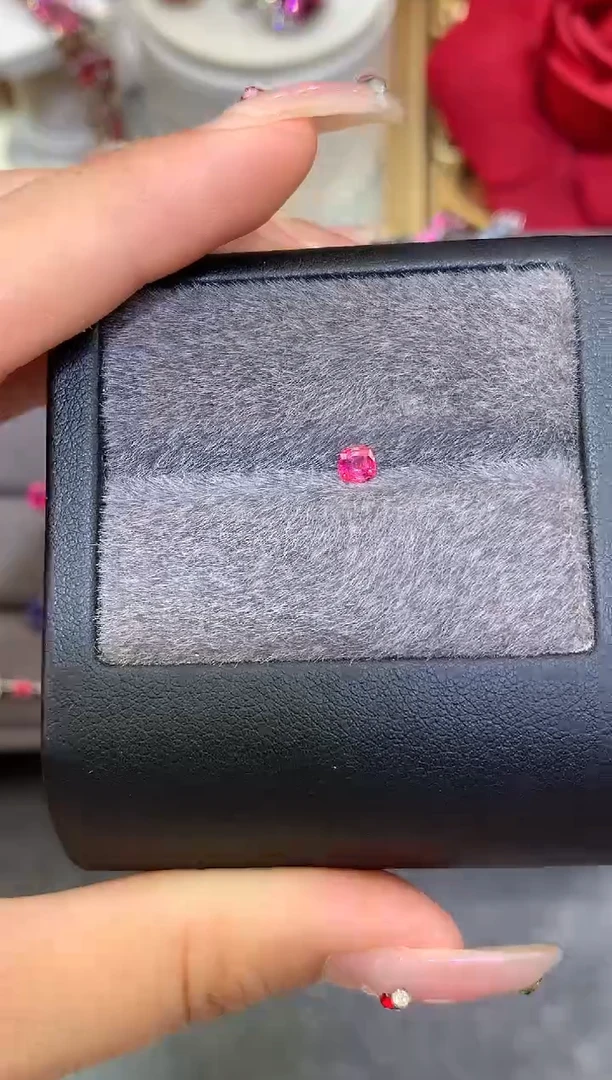 裸石尖晶石?****?枕型 绝地武士 0.22ct