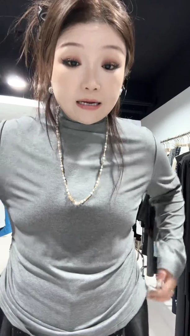 940--大码宽松打底衫-灰色