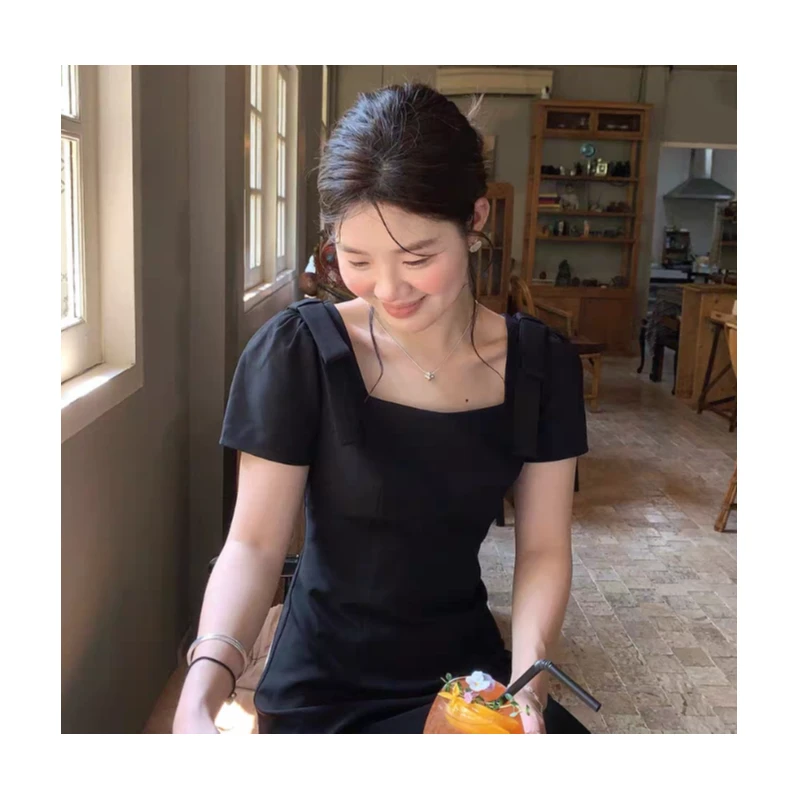 （80-200斤）大码韩系方领气质连衣裙女夏季胖mm显瘦短袖小黑裙1864