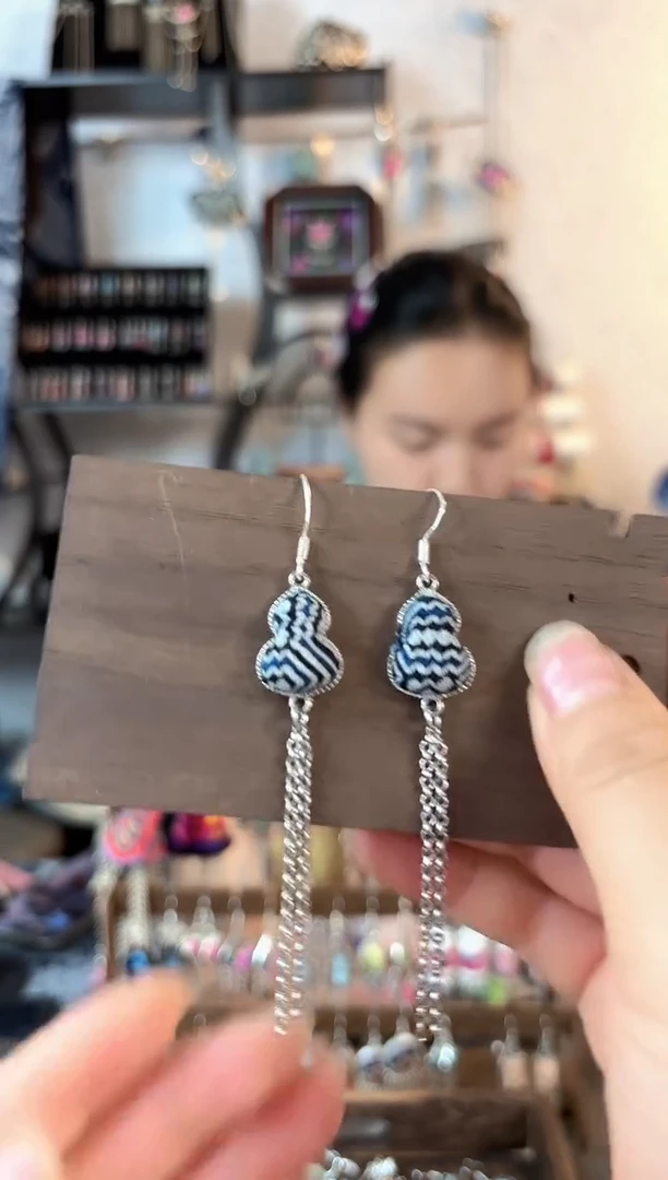 织绣彩云南阁非遗老绣饰品312