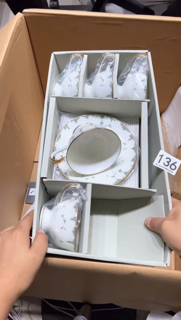 瓷片?****猪136..........