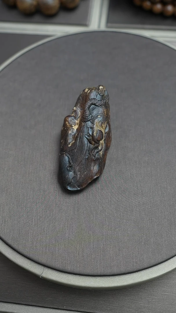 沉香吊坠沉水惠安沉香吊坠12克