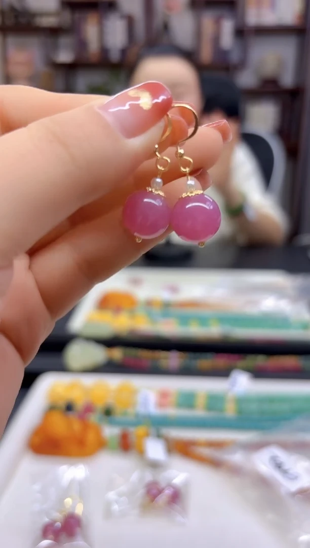 【闪购商品】红色碧玺耳饰14K金镶嵌E742