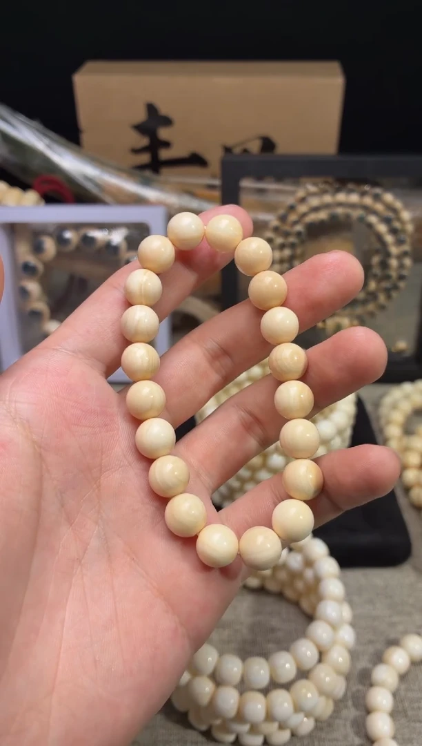 其他猛犸象牙k****nDX03 猛犸霜眸圆珠手串