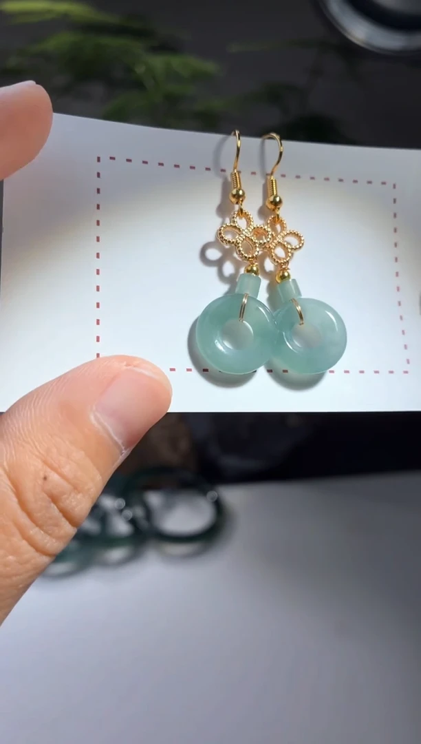 翡翠未镶嵌吊坠(不含链)A02