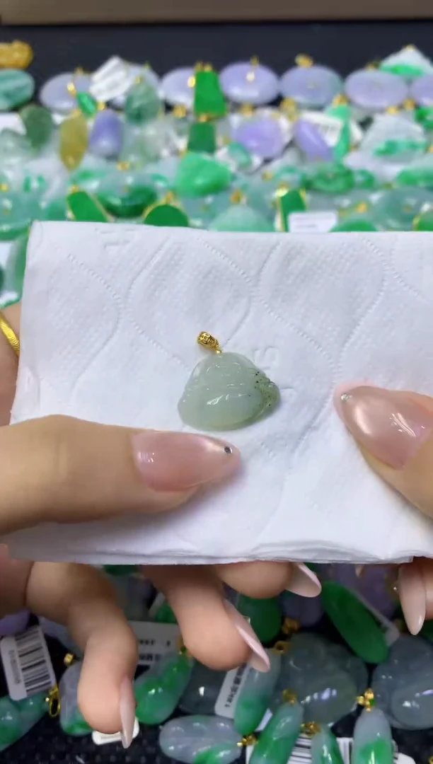 颈饰未镶嵌翡翠天然缅甸翡翠A货