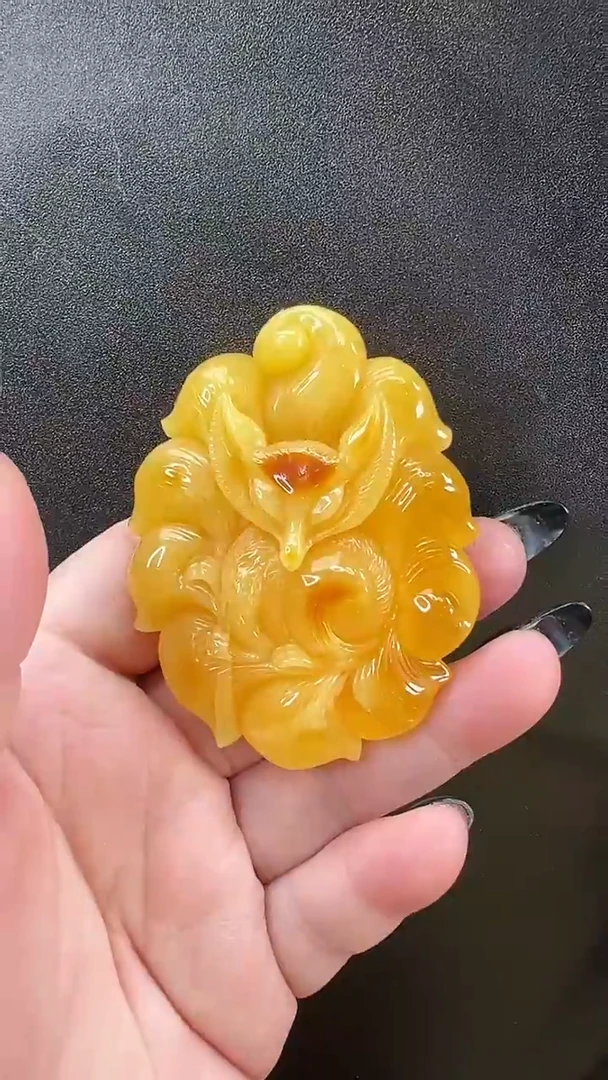 琥珀颈饰未镶嵌吊坠