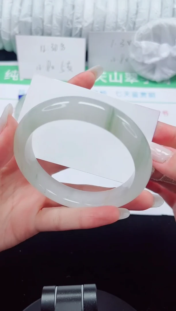 未镶嵌手镯石英质玉214-61/62