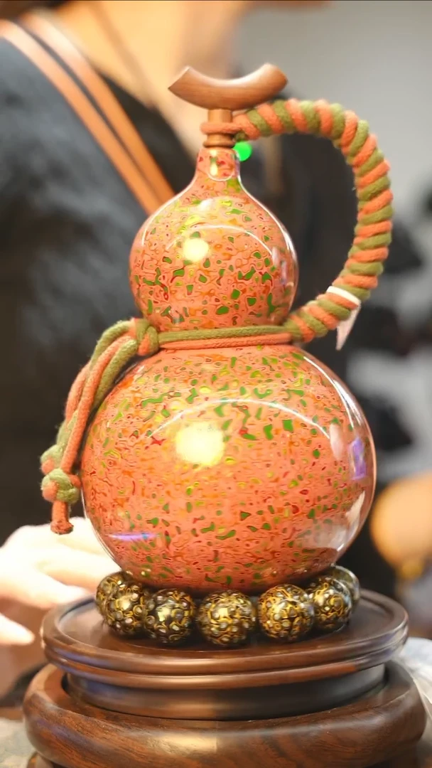 【闪购商品】XQ236漆艺酒葫芦不包手串及旋转底座