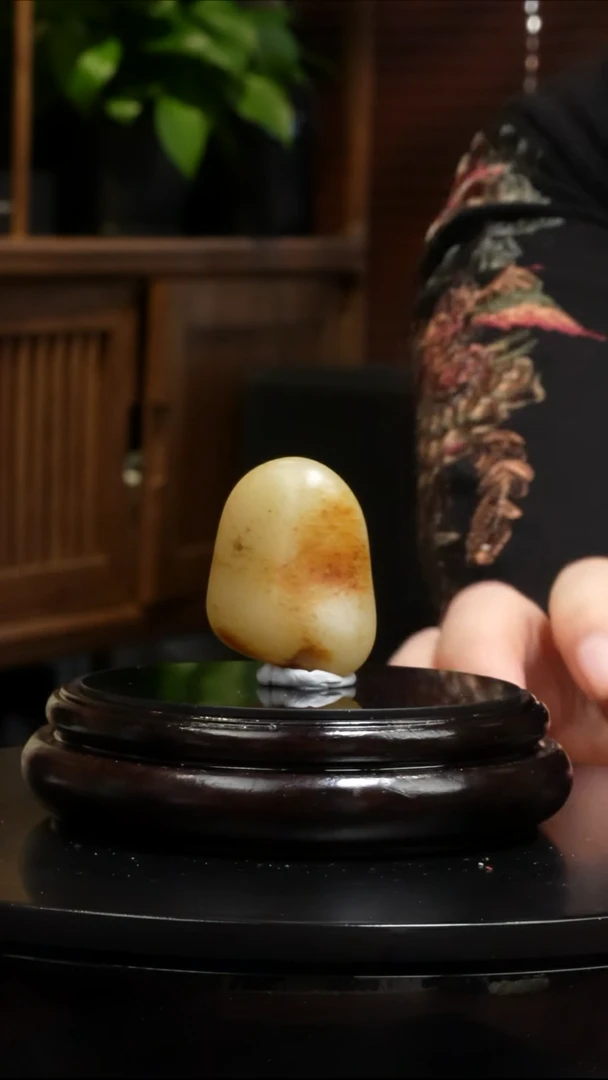 【闪购商品】和田玉吊坠(不含链)未镶嵌30.1克和田玉原石