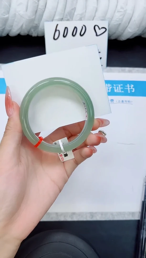 石英质玉手镯未镶嵌D116-57.3