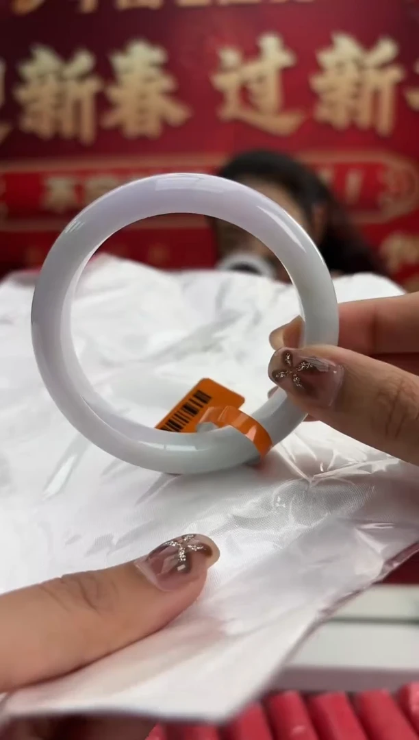 【闪购商品】翡翠手镯未镶嵌2手镯