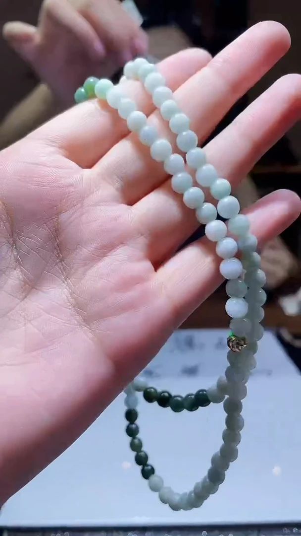 未镶嵌定制翡翠吊坠99