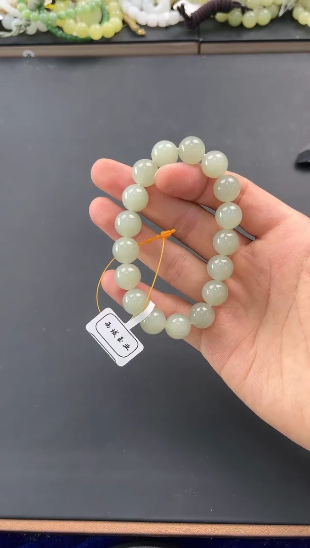 未镶嵌手串和田玉且末青白手串卡12微色差