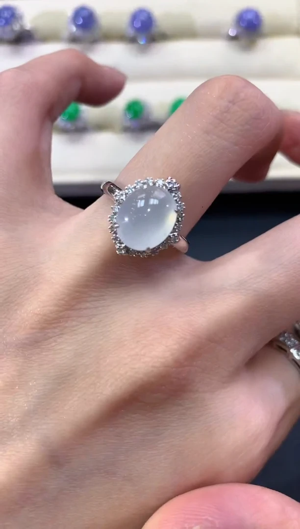 【闪购商品】翡翠戒指18K金镶嵌a364