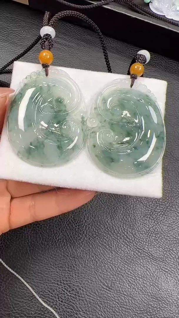 【闪购商品】翡翠挂件未镶嵌如意（多样性发其一）