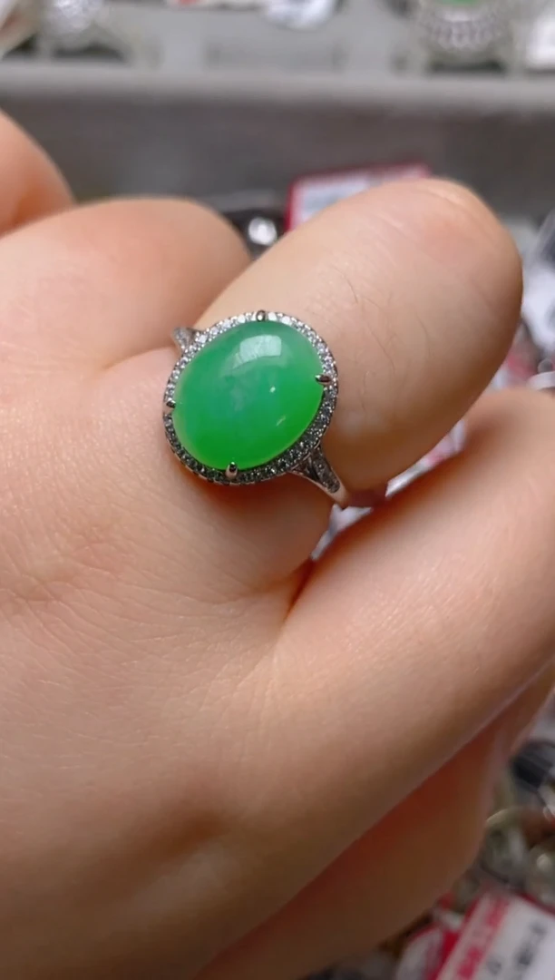 银S925镶嵌戒指翡翠百内无证书