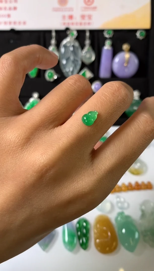 未镶嵌定制翡翠裸石（镶嵌定制）