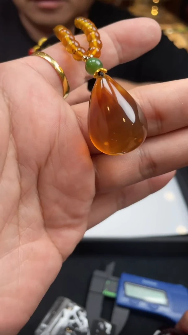 定制琥珀吊坠552738-F-多样性发其—