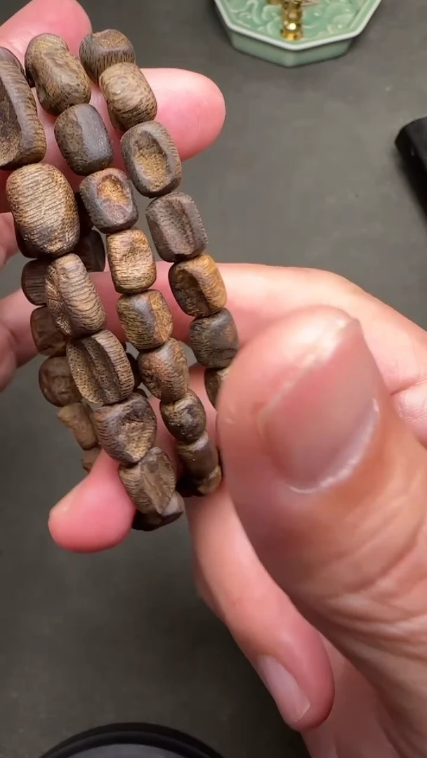 【闪购商品】白玉菩提吊坠555017-随型珠