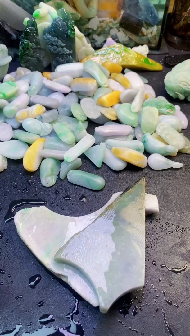 翡翠挂件未镶嵌天然翡翠133