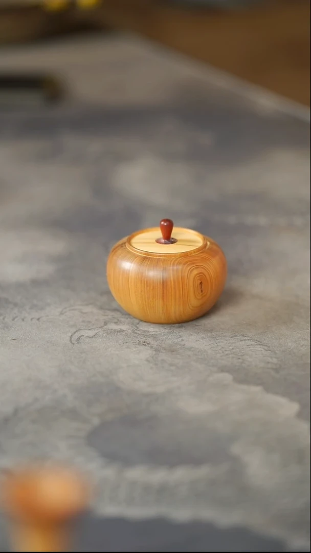 柏木（崖柏）393号陈化黑油料小品香罐