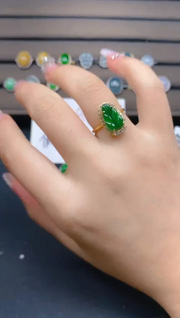 翡翠戒指银S925镶嵌2121