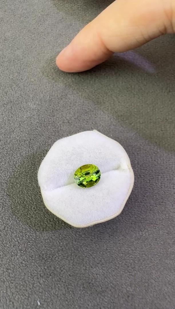 未镶嵌珠宝半成品碧玺1.21ct