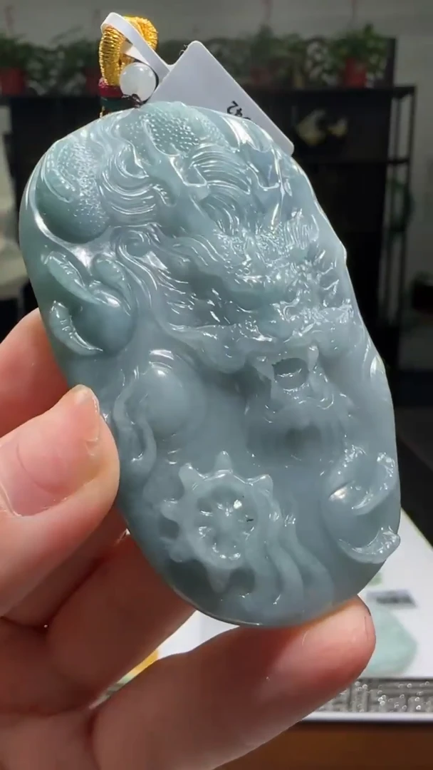 【闪购商品】翡翠颈饰未镶嵌天然翡翠A货吊坠