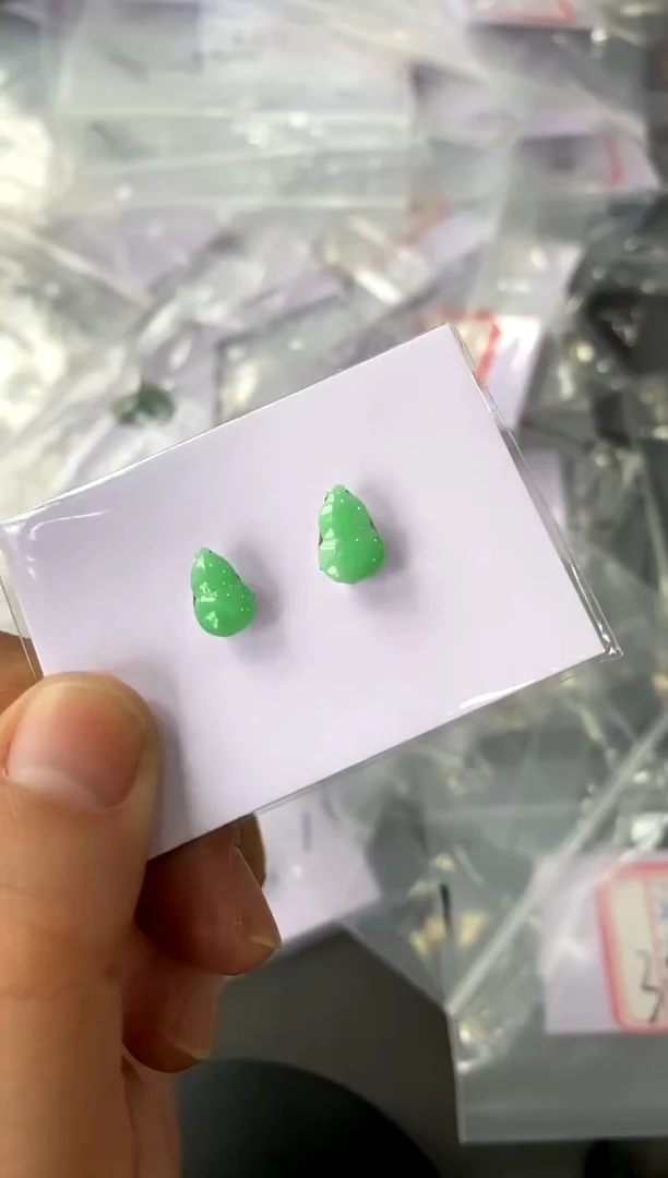 【闪购商品】定制翡翠未镶嵌一对
