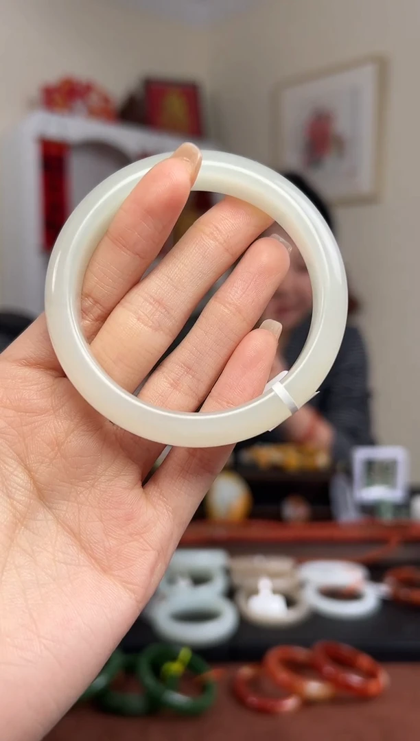 【闪购商品】和田玉手镯未镶嵌S14- 54.5mm