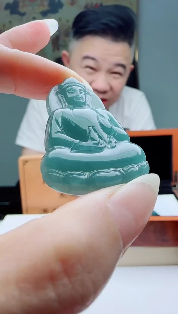 颈饰未镶嵌翡翠多样性发其一