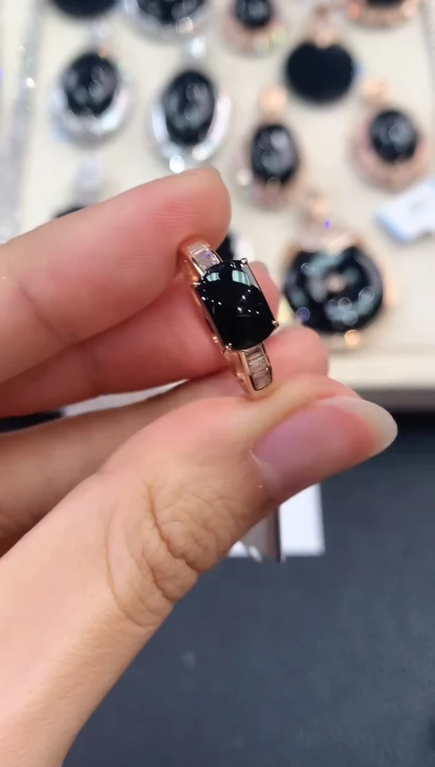 【闪购商品】翡翠戒指18K金镶嵌不退换 D8