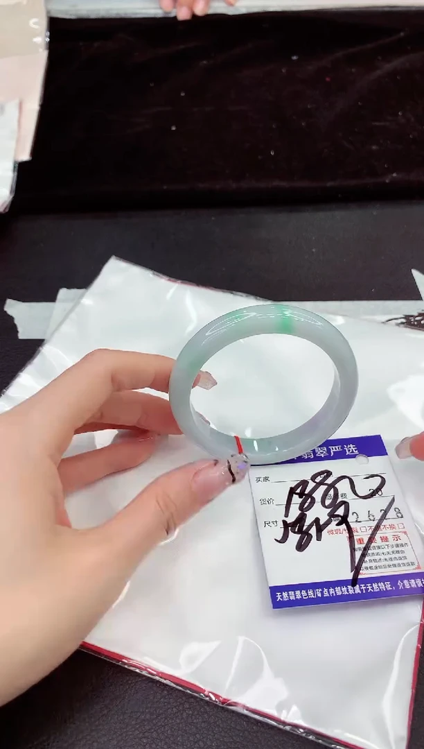未镶嵌手镯翡翠111111111111111