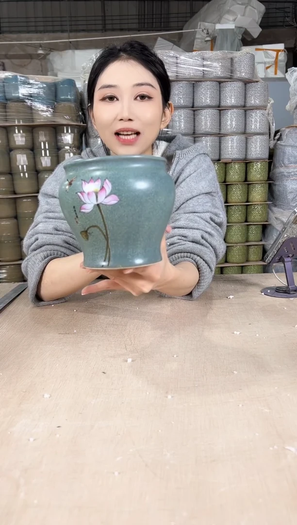 【闪购商品】陶瓷缸形深绿荷花13x13