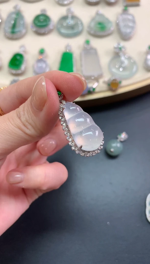 翡翠18K金镶嵌吊坠(不含链)C344|8800