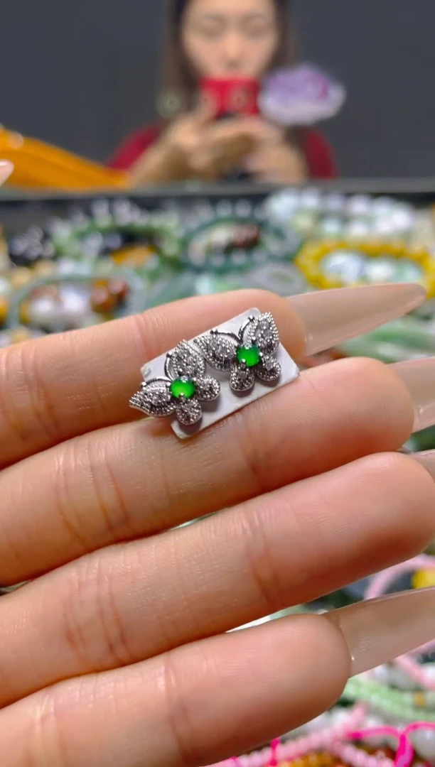 颈饰未镶嵌翡翠/P/翡翠A货，一件也是批发价