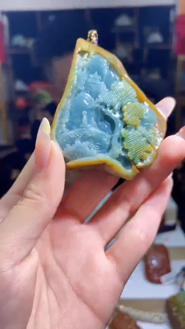 翡翠未镶嵌吊坠(不含链)D114