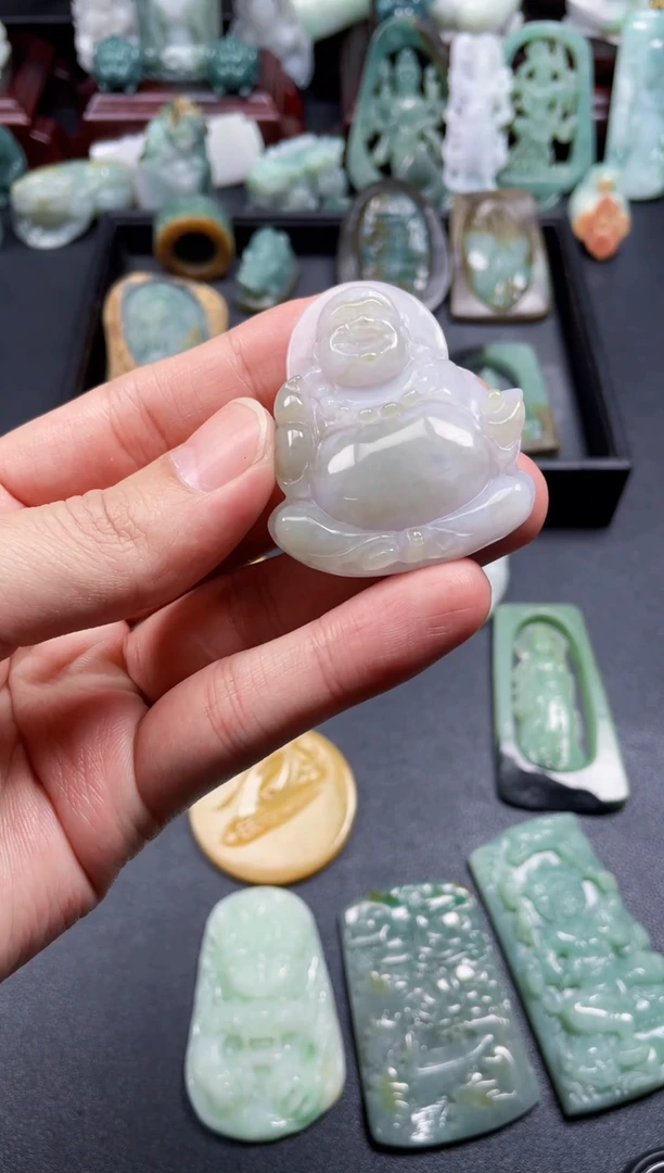 颈饰未镶嵌翡翠55  天然翡翠a货  佛