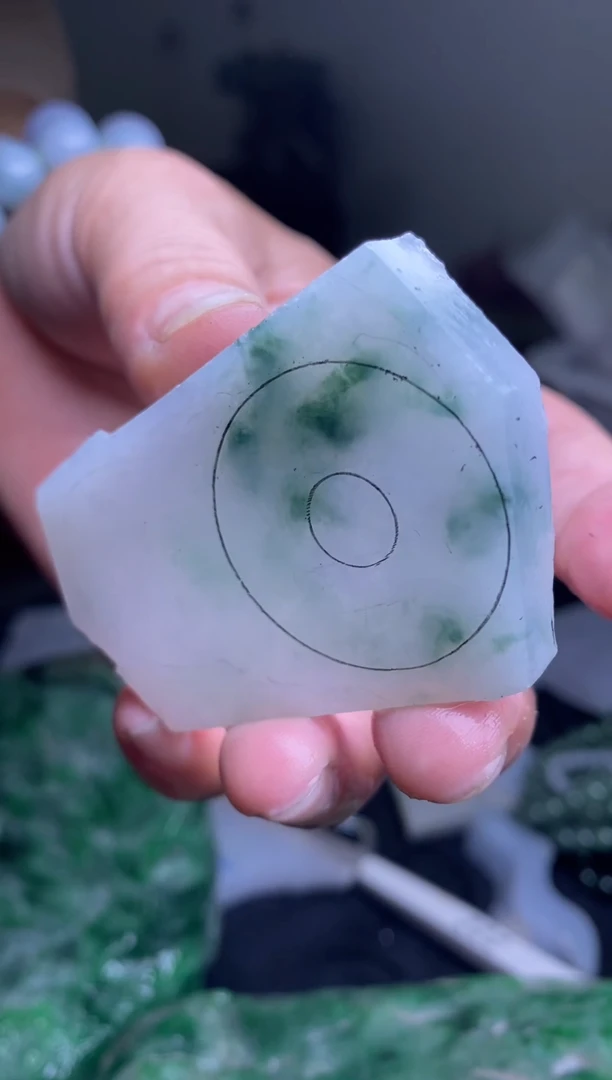 定制翡翠未镶嵌