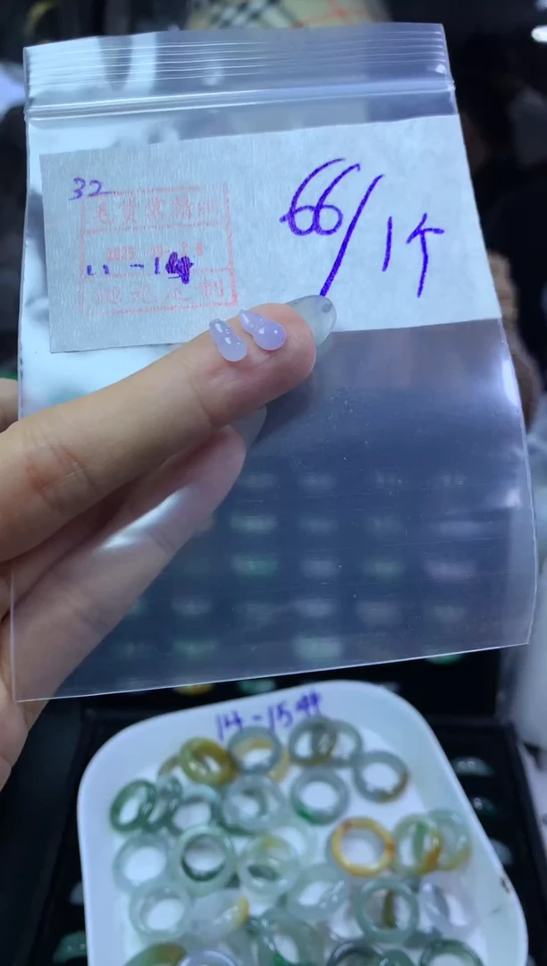 未镶嵌定制翡翠32葫芦1个66元毛货需精抛多样性发一