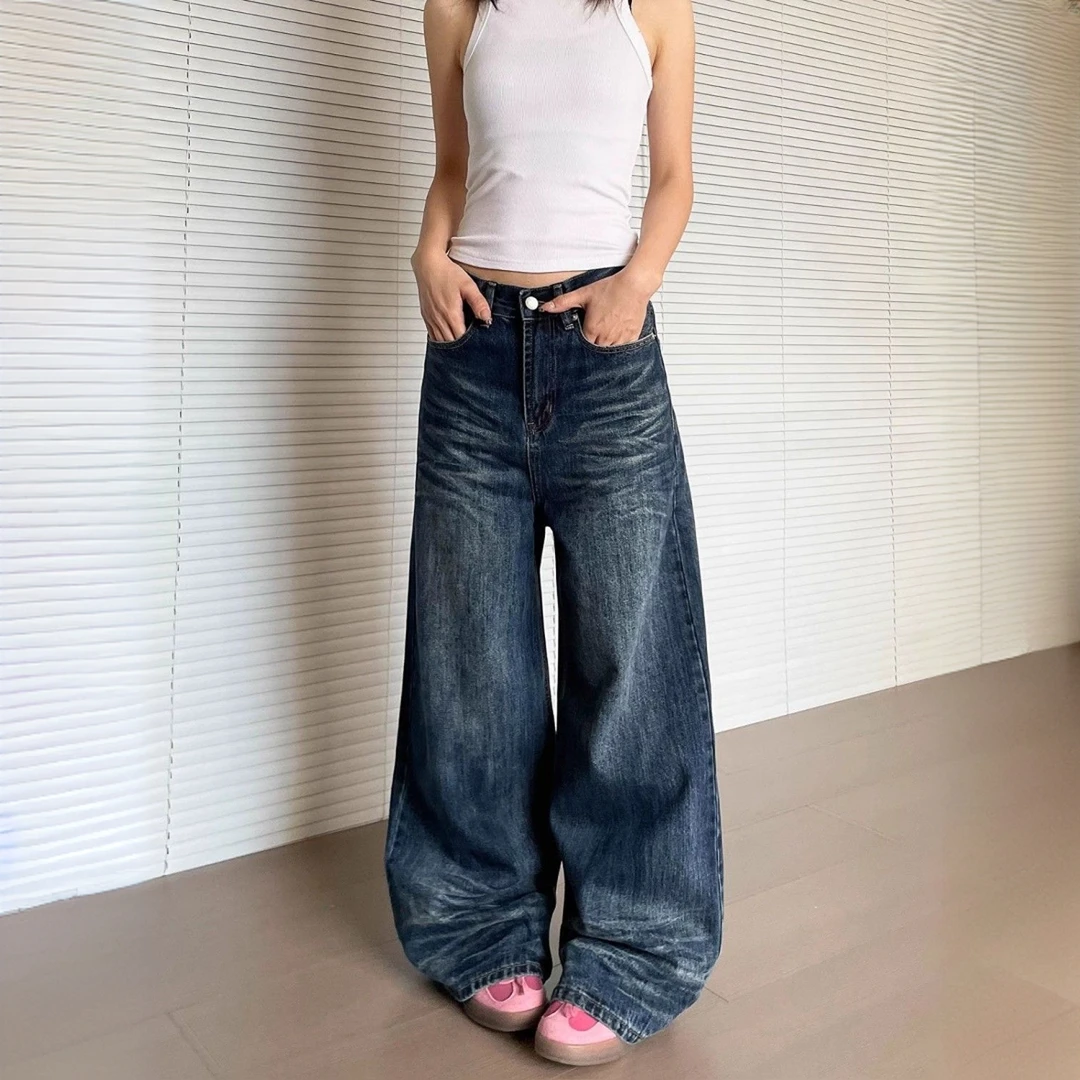 大码美式复古折痕阔腿弯刀牛仔裤女2025夏季高腰显瘦镰刀拖地裤子