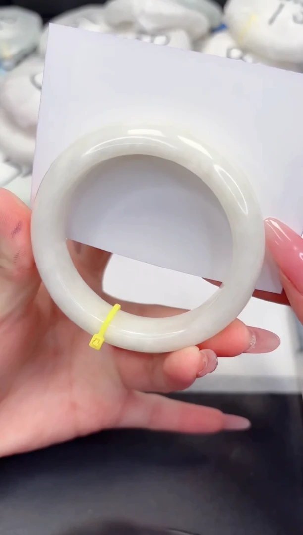 【闪购商品】和田玉（糖玉）手镯未镶嵌68-55.4