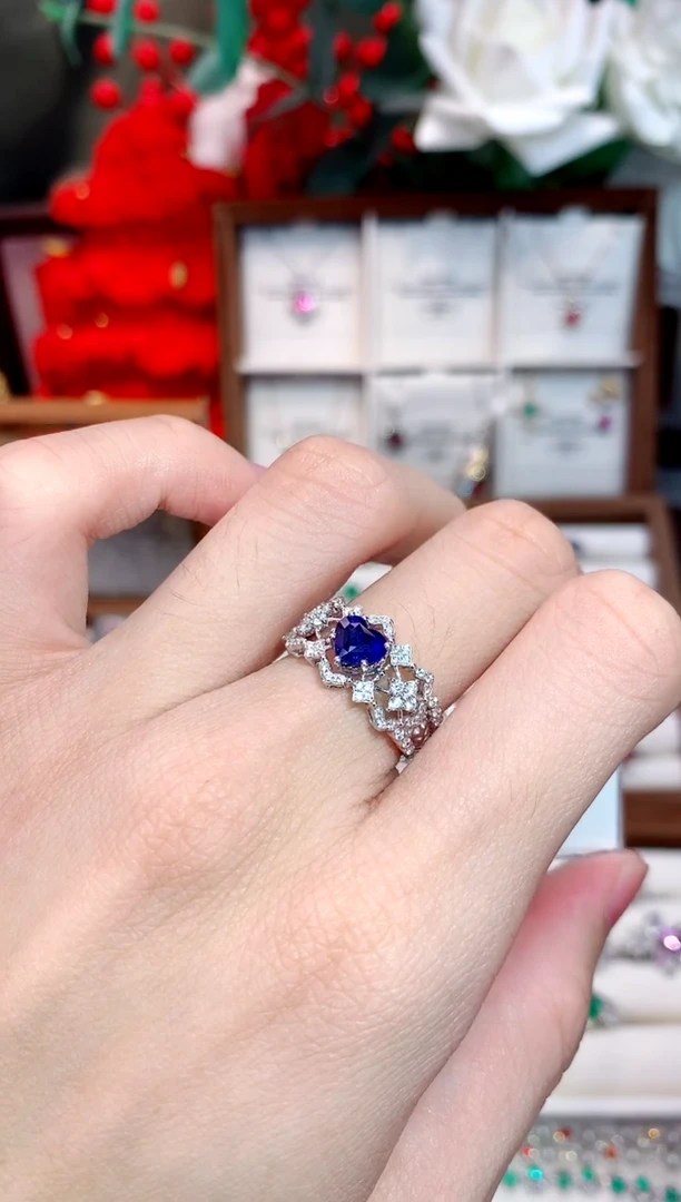 戒指蓝宝石18K金镶嵌1.12ct/天然宝石/七天无理由