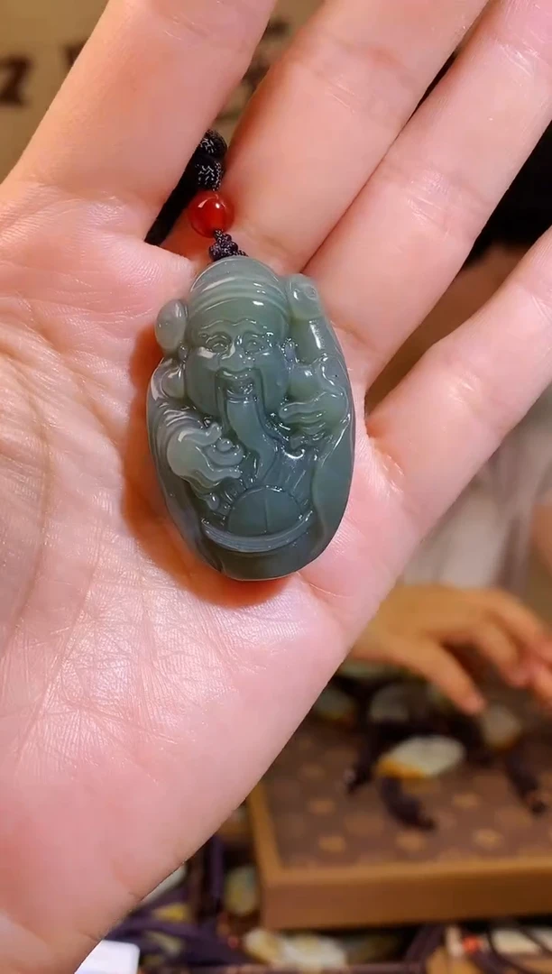 和田玉未镶嵌颈饰1