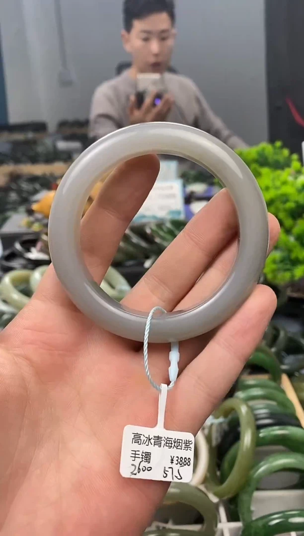 未镶嵌手镯和田玉57.5