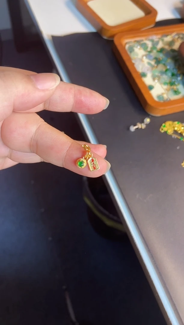 吊坠(不含链)银S925镶嵌翡翠1