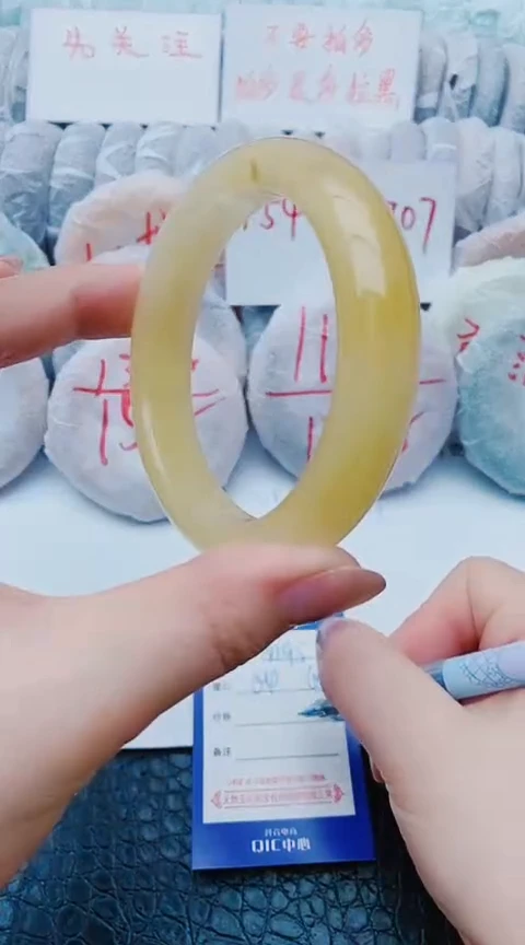 未镶嵌手镯石英质玉y195+63-64-65