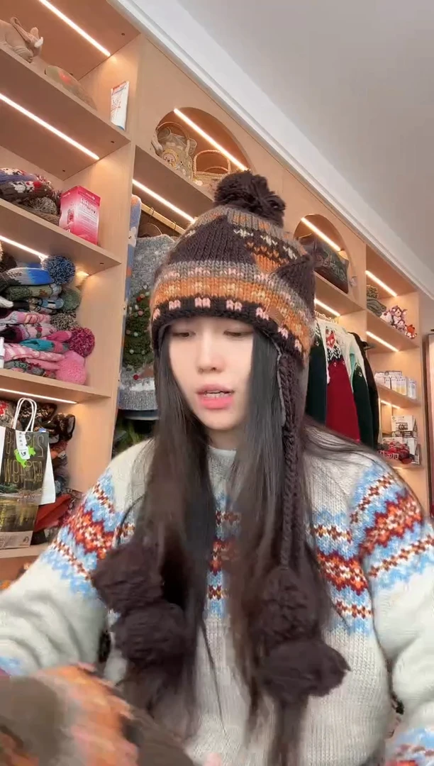 羊毛美丽如皇冠护耳帽